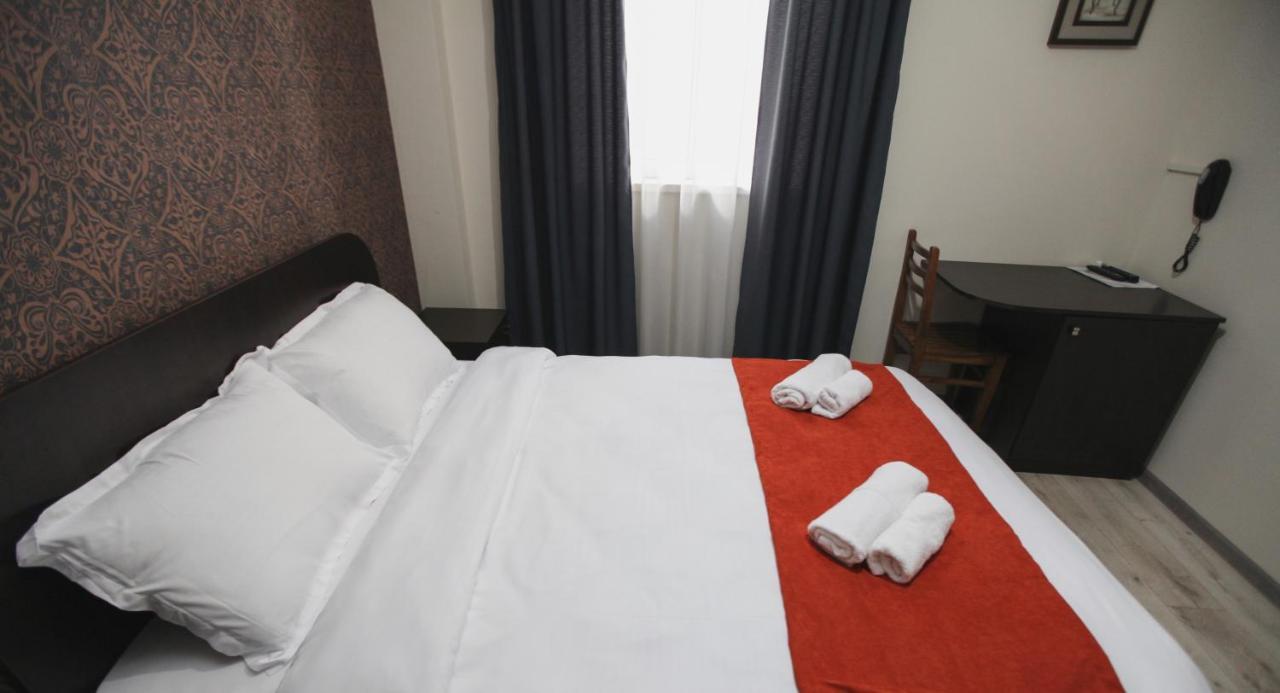 Georgia Tbilisi Gt Hotel מראה חיצוני תמונה