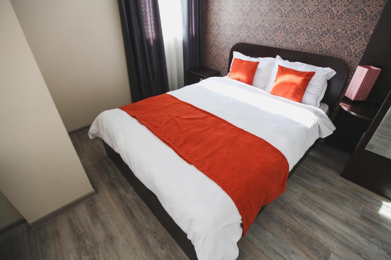 Georgia Tbilisi Gt Hotel מראה חיצוני תמונה