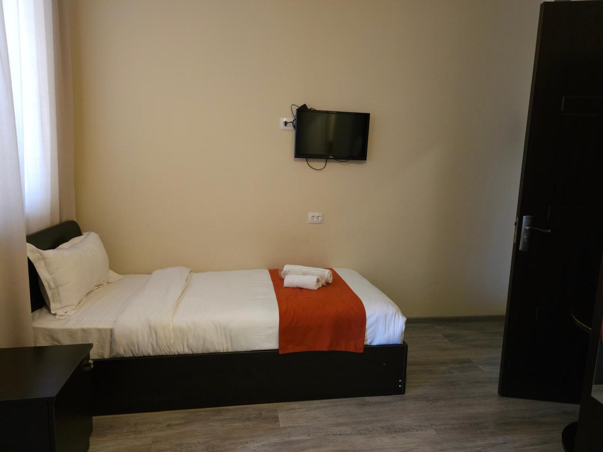 Georgia Tbilisi Gt Hotel מראה חיצוני תמונה
